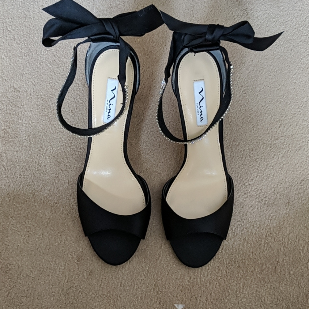 Brand new Nina heels!